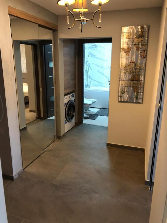 Page1 Ultracentral Apartament Targoviste Eksteriør bilde